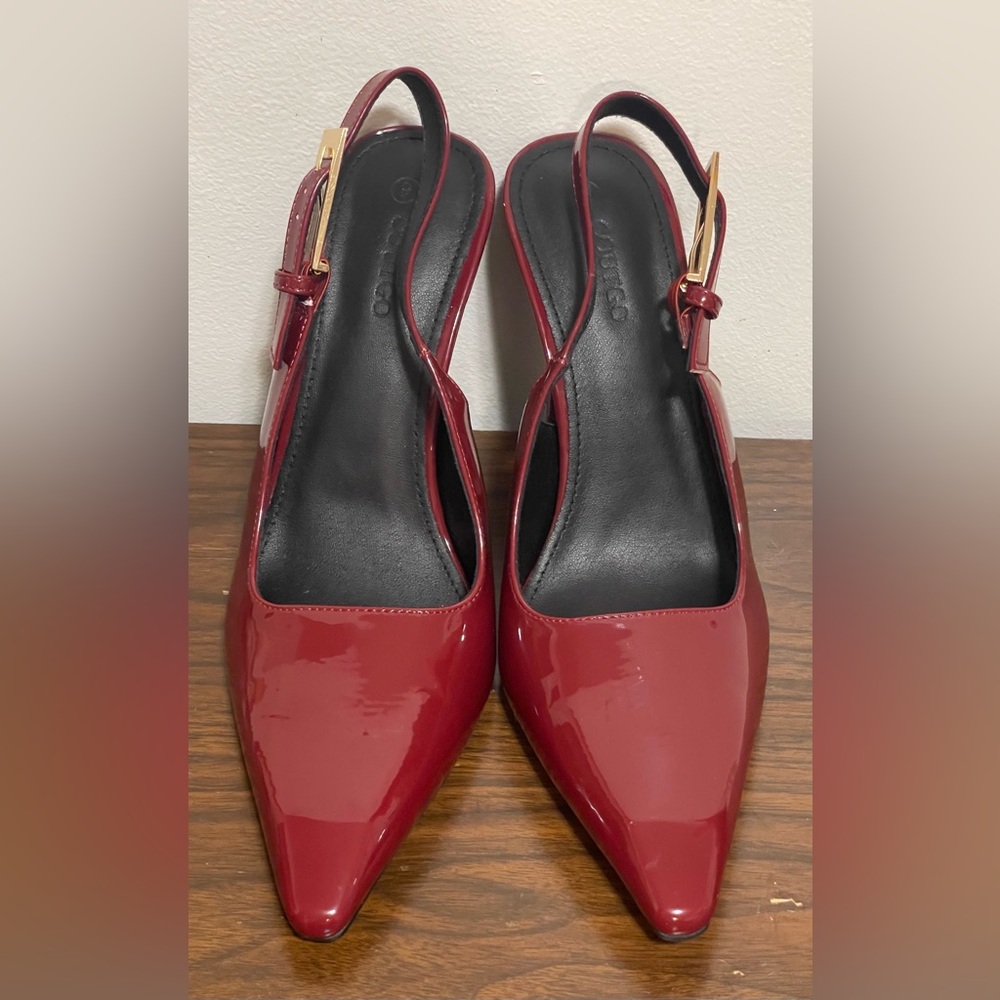 Goutgo patent leather strap heels